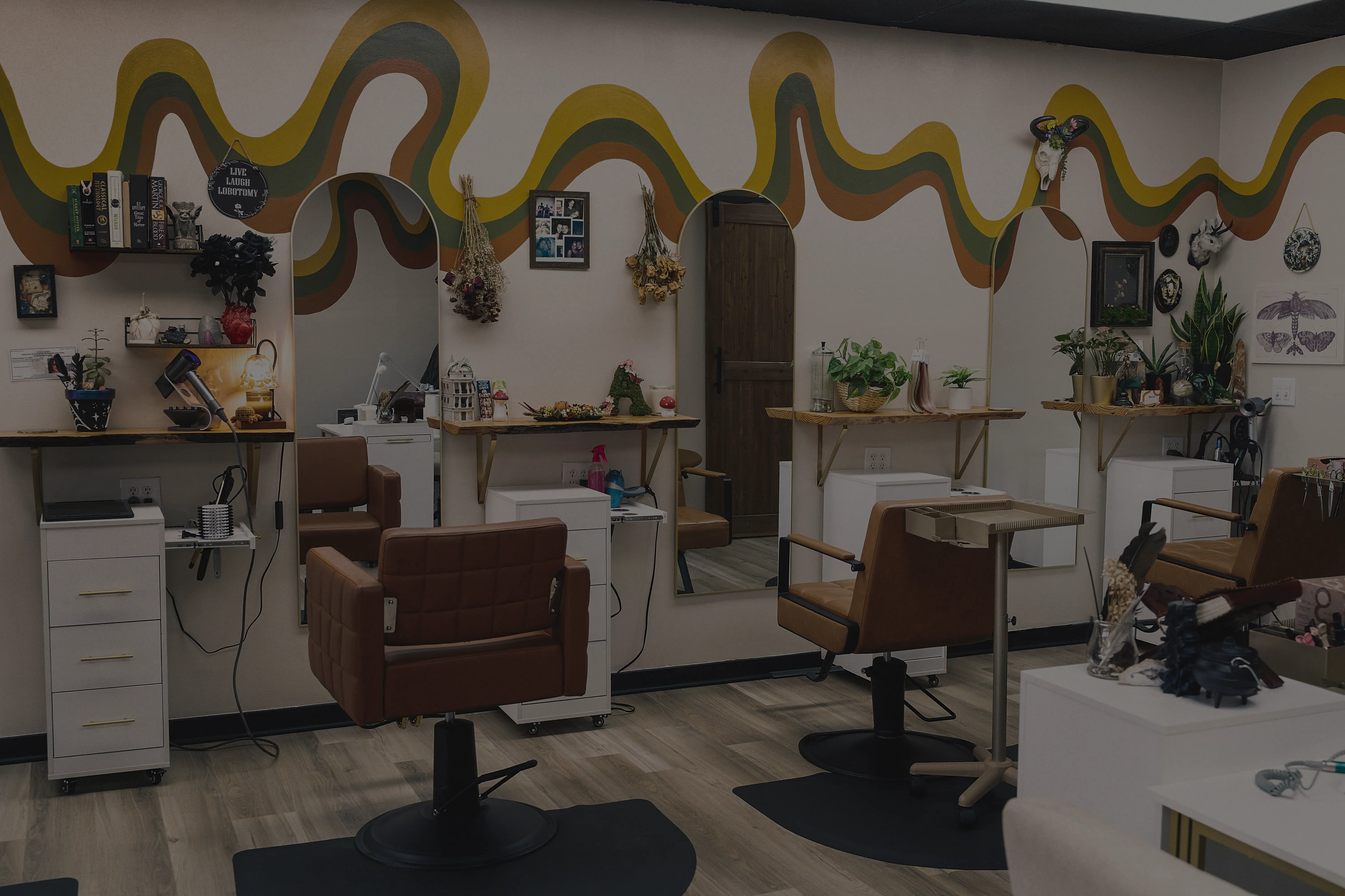 Fenix Hair Co. Atmosphere